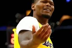 开云体育-湖人迎来一场历史性的羽毛球对决