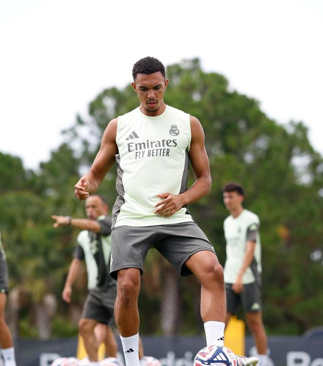 尤文2-1胜皇马，晋级欧冠半决赛