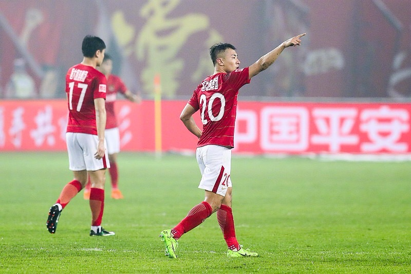 瓦伦西亚绝地反击波兰，罗本一己之力扛起全队