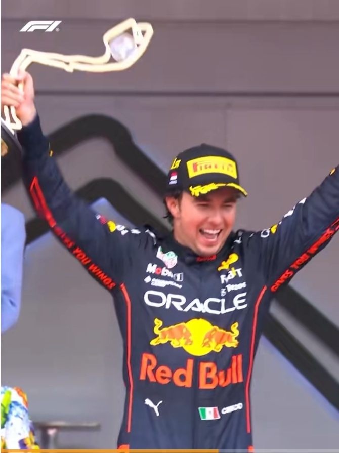 迈凯伦翻盘红牛二队，佩雷兹惊艳四座