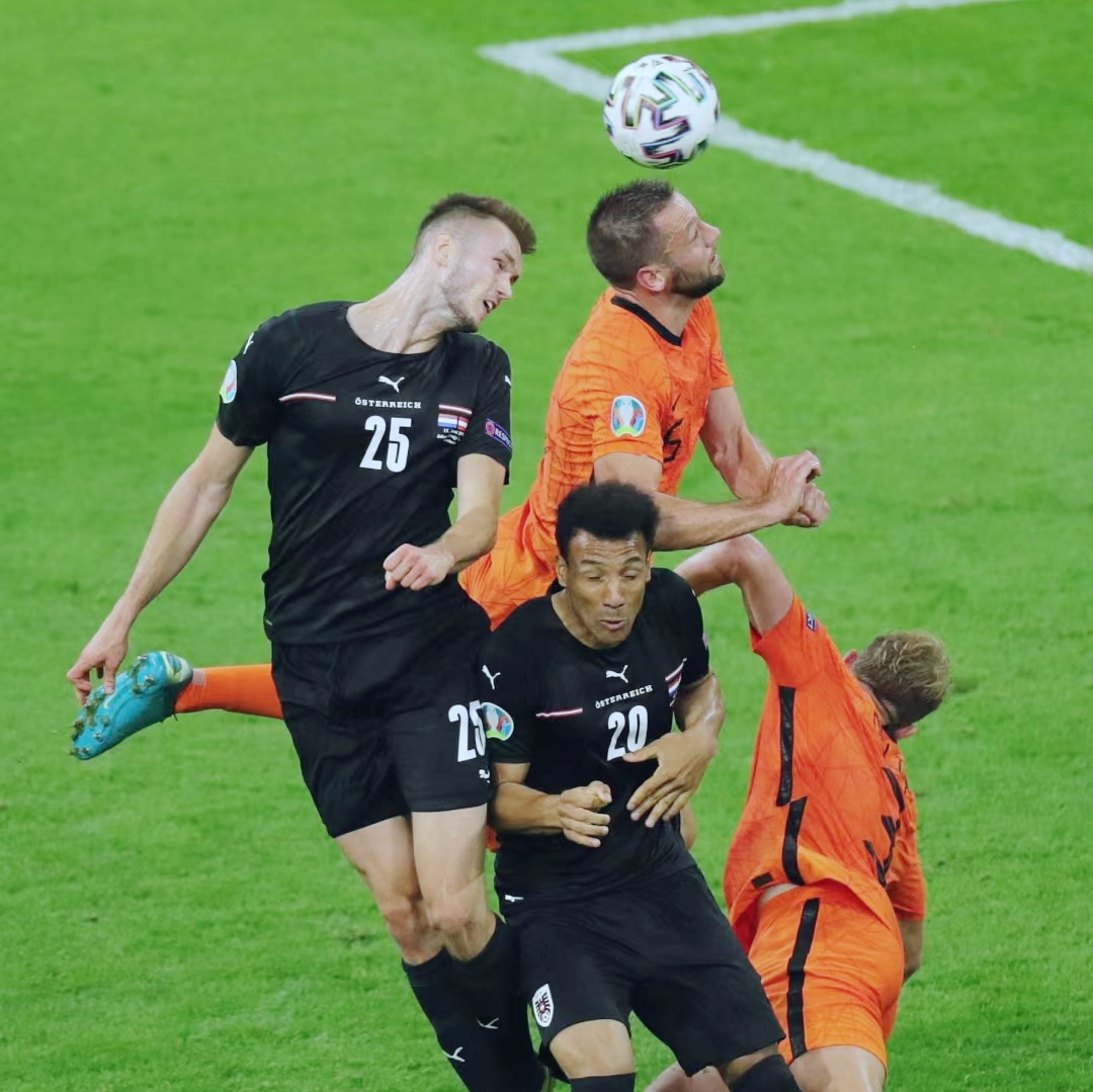 奥地利完胜波兰，哈兰德带队取胜